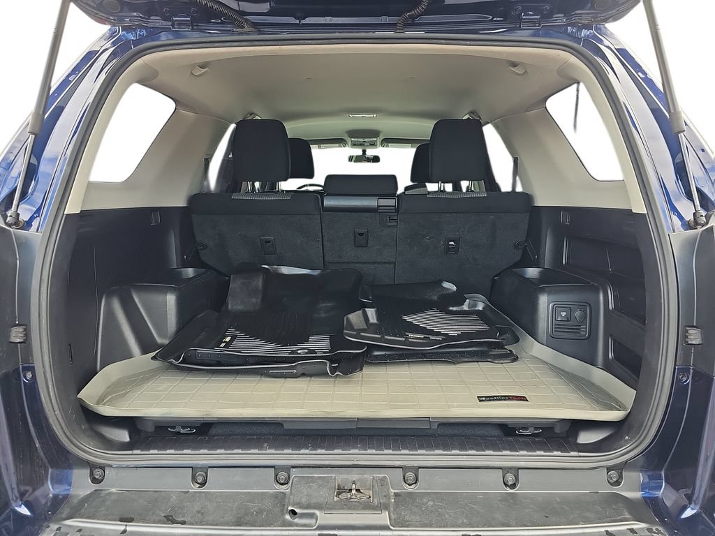 Used 2019 Toyota 4Runner SR5 AWD/4WD image 29