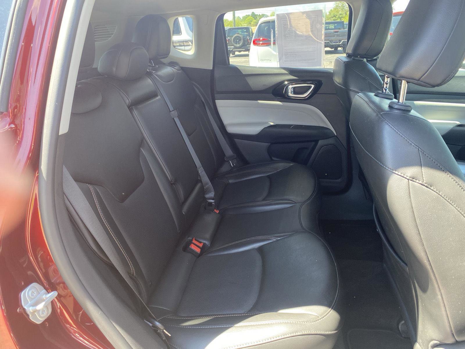 Used 2022 Jeep Compass Limited AWD/4WD image 34