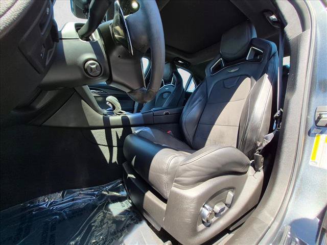 Used 2018 Cadillac CTS V w/ Luxury Package RWD image 15