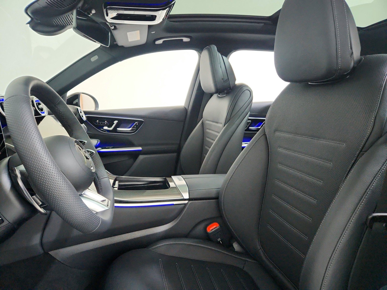 New 2026 Mercedes-Benz GLC 43 AMG 4MATIC image 7