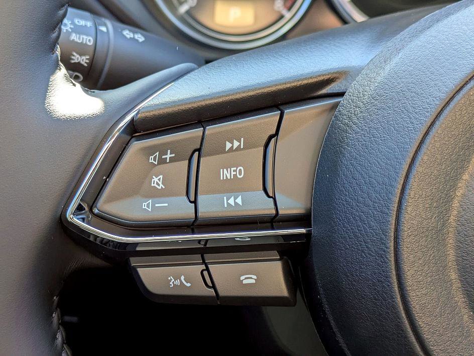 New 2025 MAZDA CX-5 AWD 2.5 S w/ Preferred Package image 17