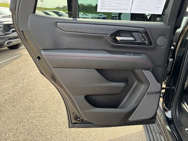 Used 2026 GMC Yukon AT4 Ultimate w/ LPO, Floor Liner Package AWD/4WD image 20