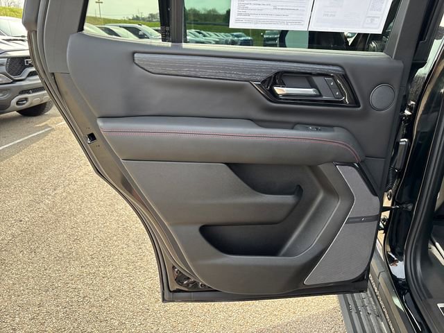 Used 2026 GMC Yukon AT4 Ultimate w/ LPO, Floor Liner Package AWD/4WD image 20