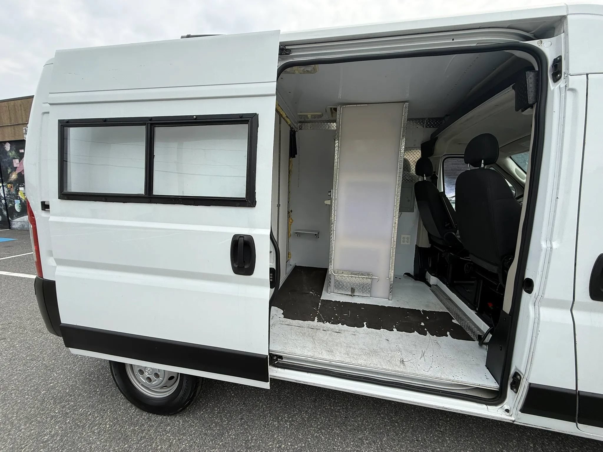 Used 2019 RAM ProMaster 2500 FWD image 18