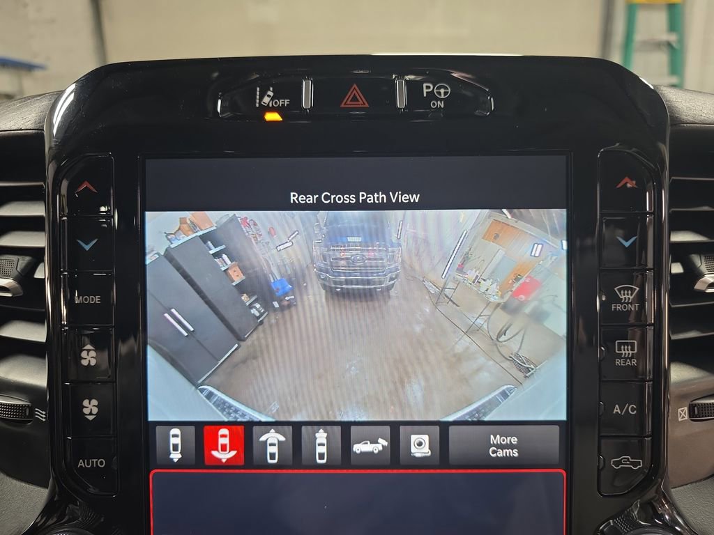 Used 2024 RAM 1500 Limited AWD/4WD image 23