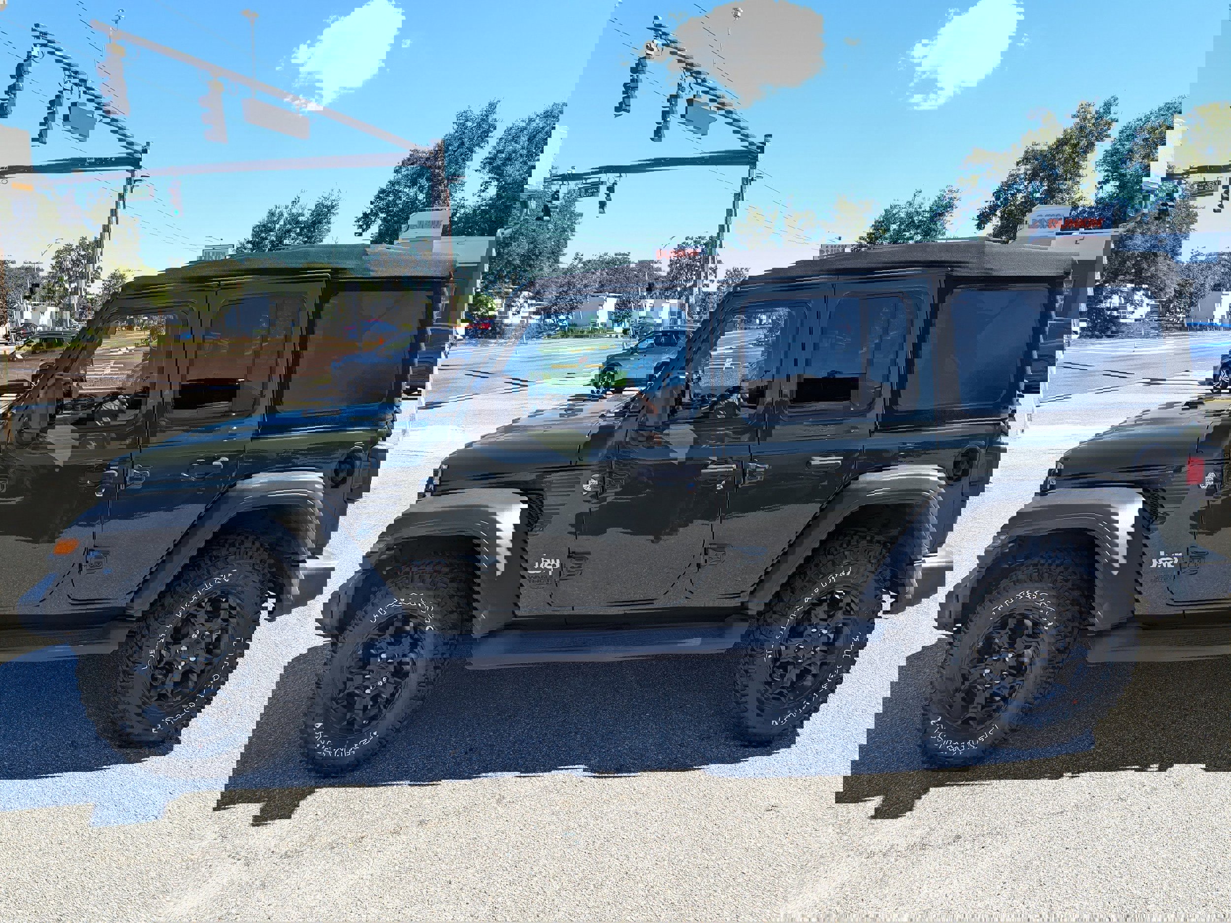 Used 2021 Jeep Wrangler Unlimited Sport image 5