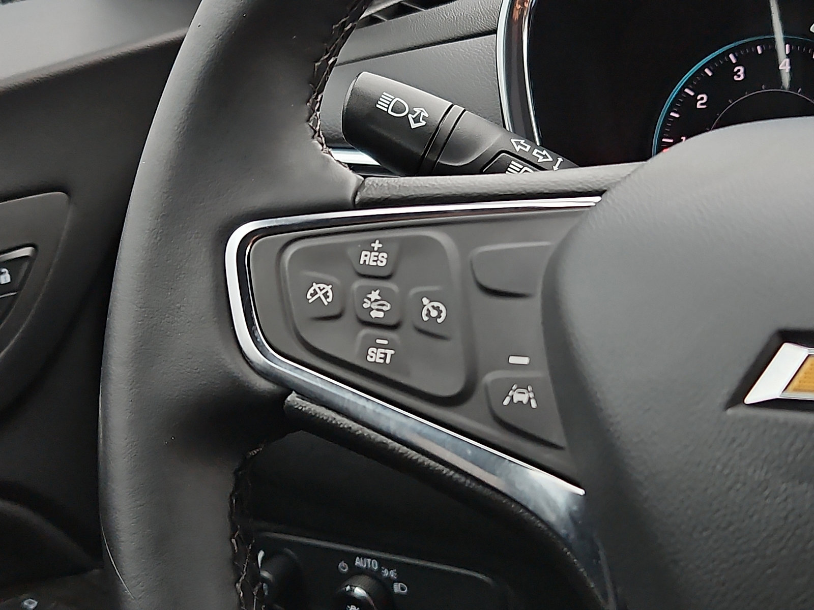 Used 2024 Chevrolet Equinox LT w/ LPO, Floor Liner Package image 20