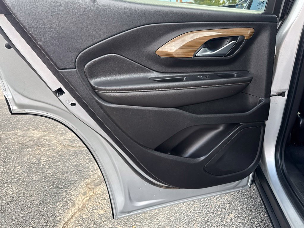 Used 2020 GMC Terrain SLE FWD image 14