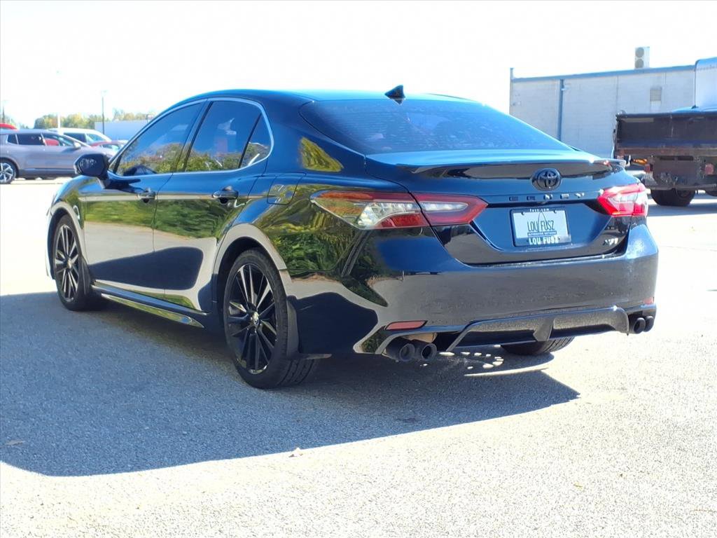 Used 2022 Toyota Camry XSE image 5