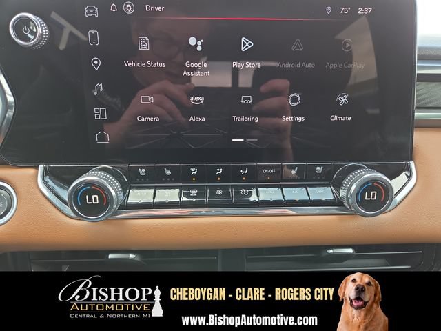 Used 2024 GMC Canyon AT4 w/ AT4 Premium Package AWD/4WD image 22