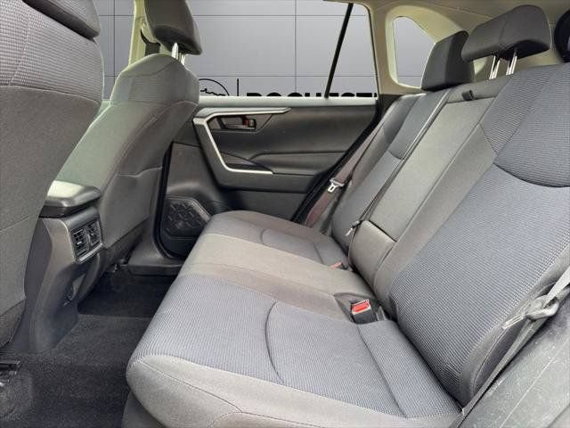 Certified 2019 Toyota RAV4 LE w/ Carpet Mat Package AWD/4WD image 46