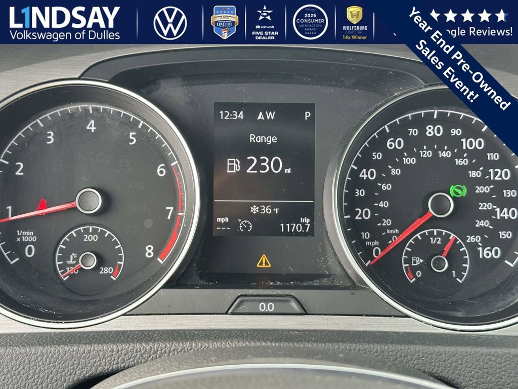 Used 2016 Volkswagen Golf S image 25