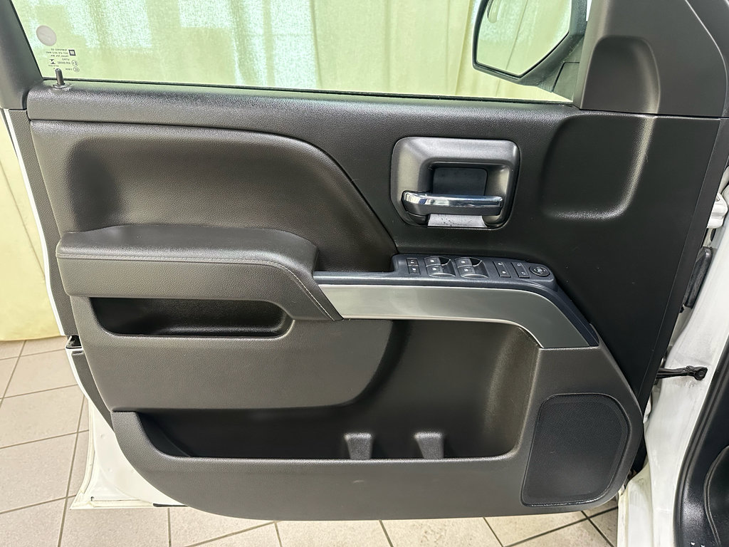 Used 2018 Chevrolet Silverado 1500 LT w/ All Star Edition image 37