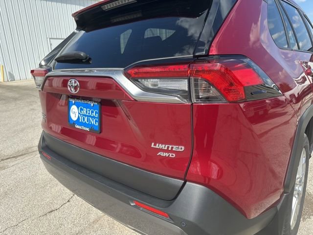 Used 2020 Toyota RAV4 Limited AWD/4WD image 14