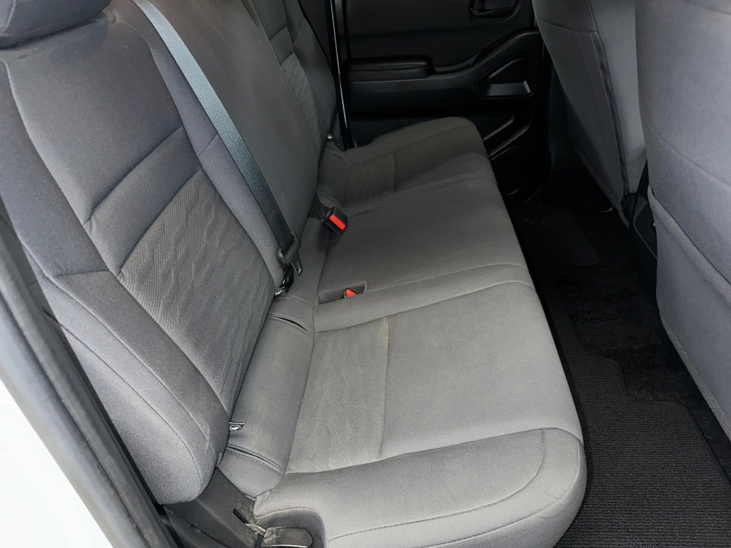 Used 2023 Nissan Frontier S AWD/4WD image 26
