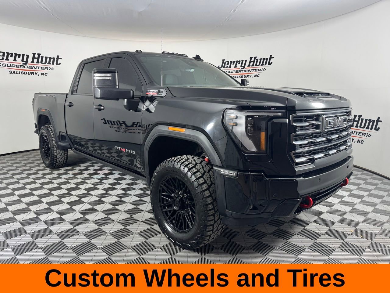 Used 2025 GMC Sierra 2500 AT4 w/ AT4 Premium Plus Package image 6