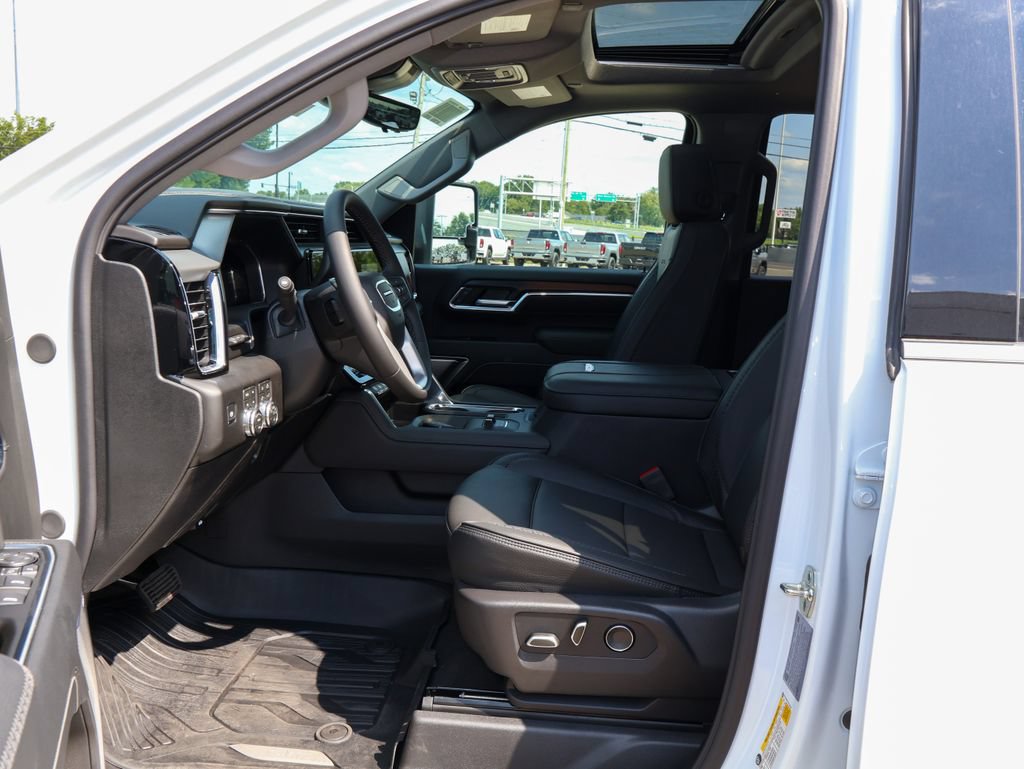 New 2026 GMC Sierra 3500 Denali w/ Denali Reserve Package AWD/4WD image 8