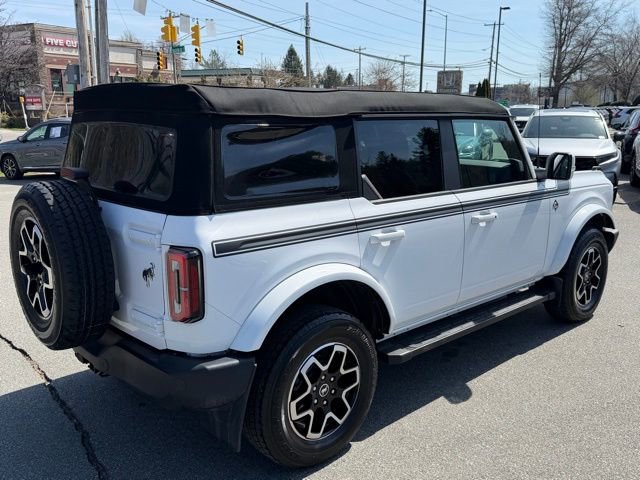 Used 2023 Ford Bronco Outer Banks image 5