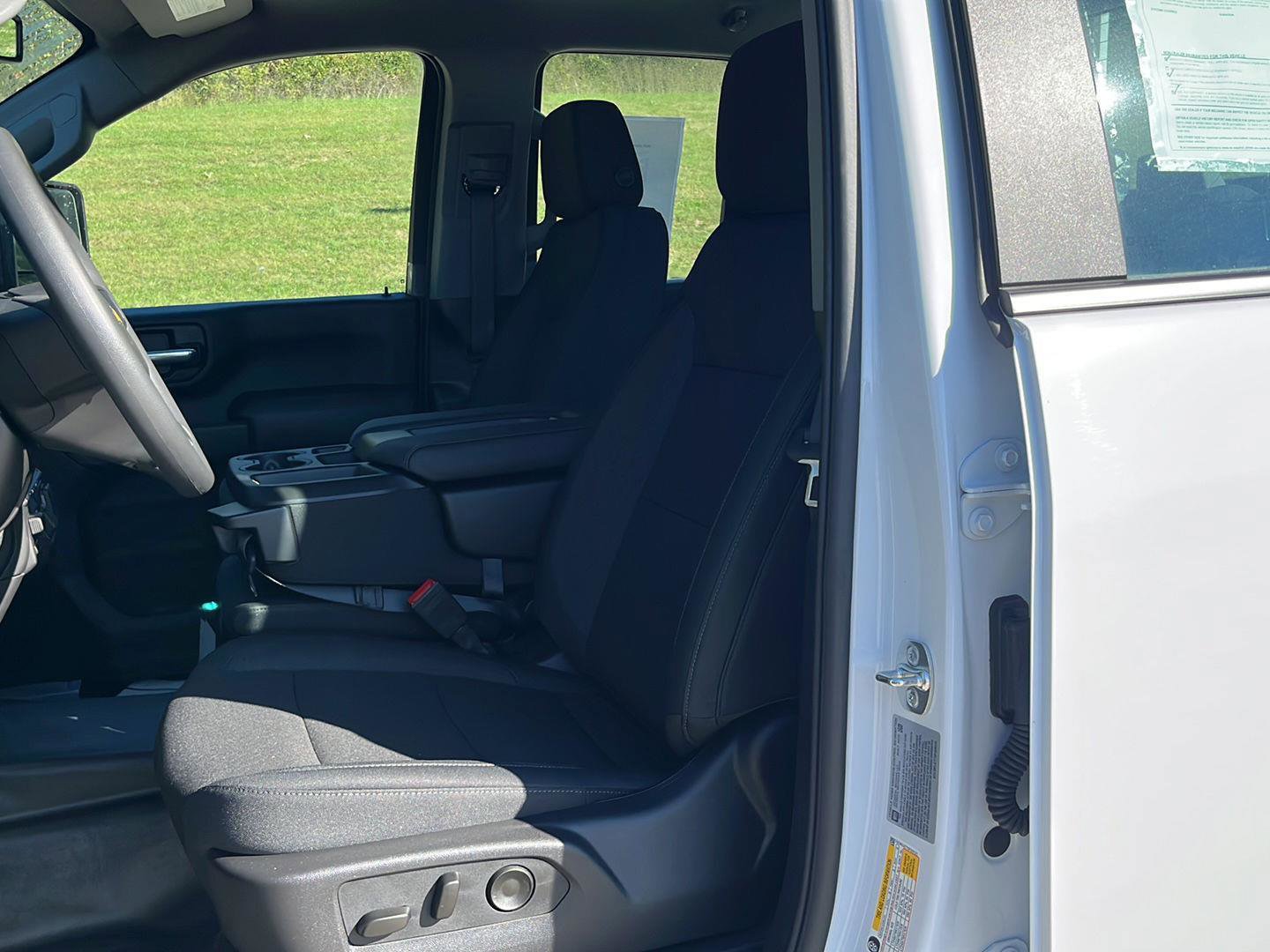 Used 2025 Chevrolet Silverado 2500 W/T w/ WT/CX Safety Package image 10