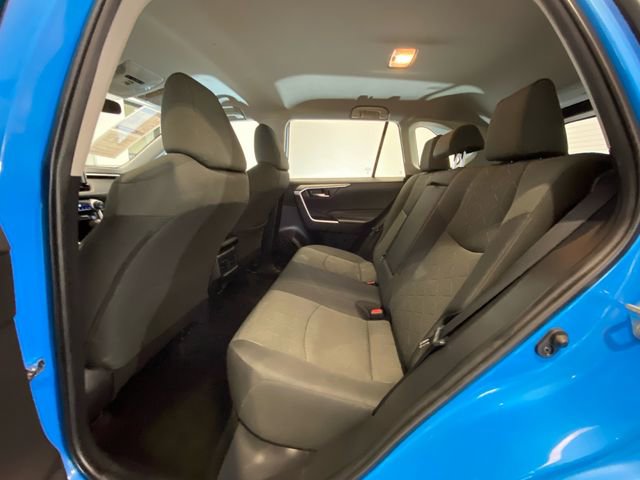 Used 2021 Toyota RAV4 XLE AWD/4WD image 13
