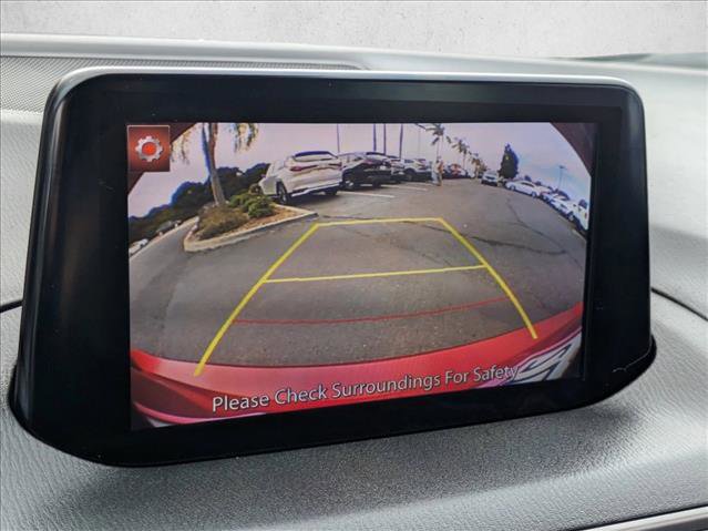 Used 2018 MAZDA MAZDA3 Touring image 14