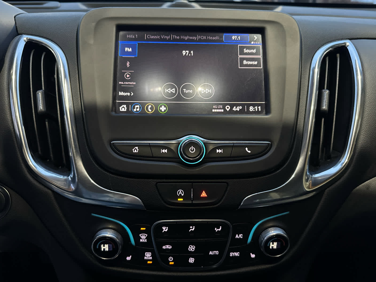 Certified 2024 Chevrolet Equinox LT image 11