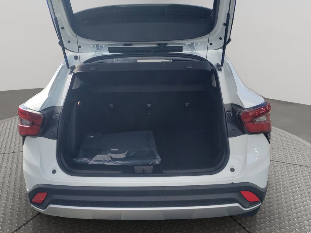 New 2025 Chevrolet Trax LT w/ Driver Confidence Package image 21