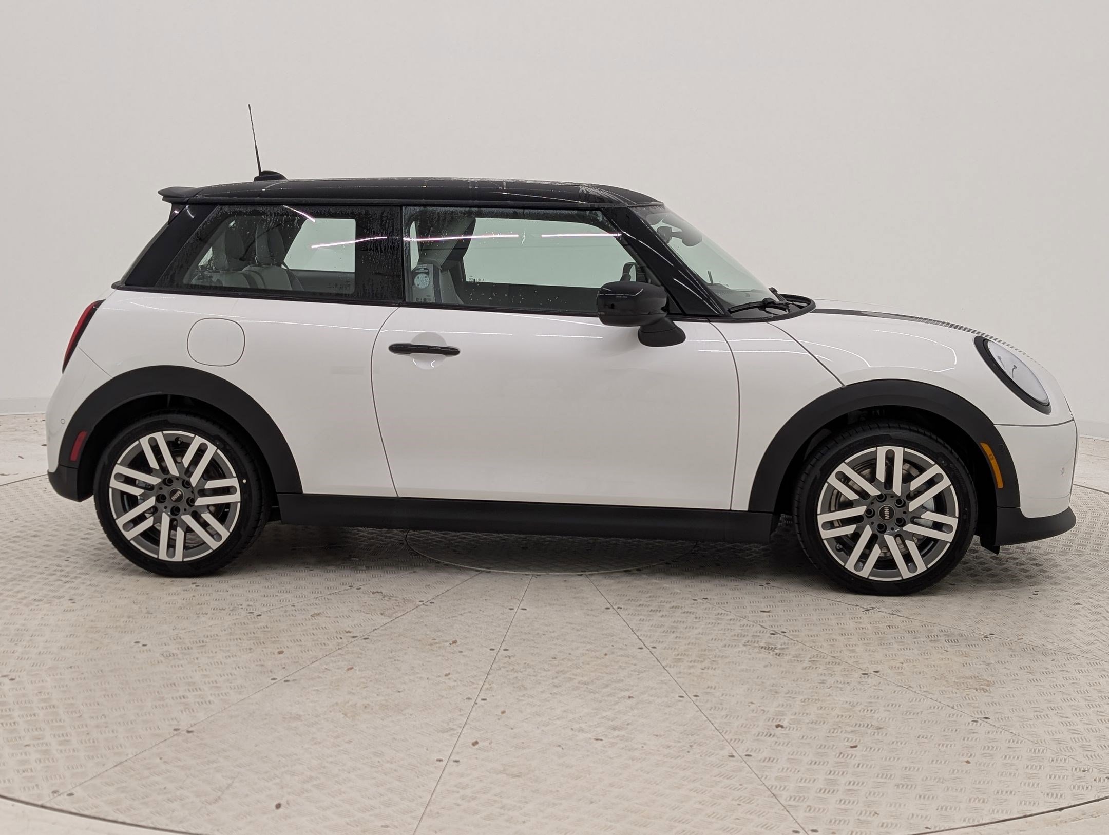 New 2026 MINI Cooper S image 8