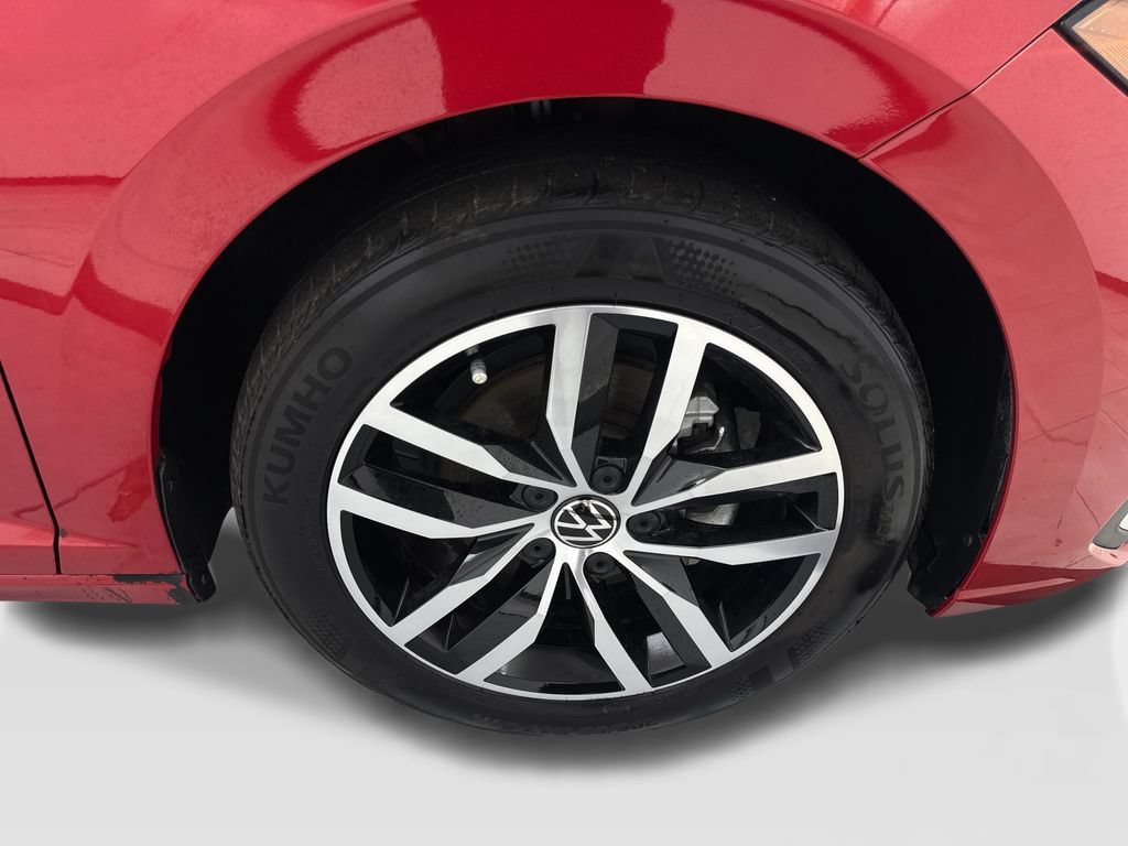 Used 2025 Volkswagen Jetta SE FWD image 79