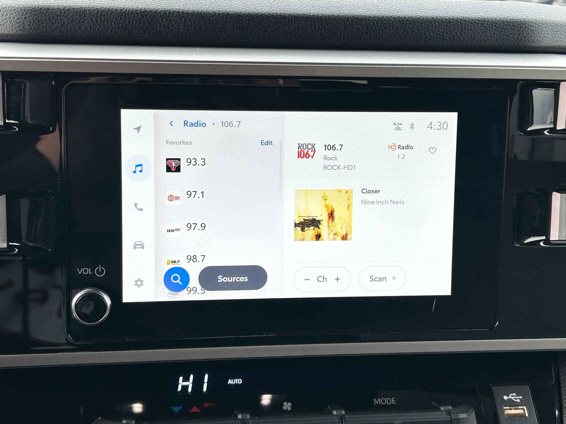 Used 2025 Toyota Tundra SR5 w/ TRD Off-Road Package image 19