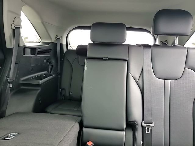 Used 2025 Kia Sorento S w/ Panoramic Sunroof Package image 12