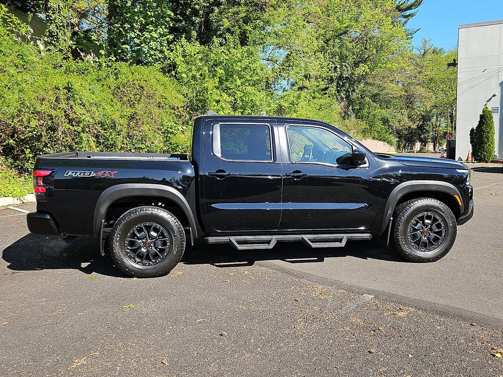 Certified 2023 Nissan Frontier PRO-4X w/ Pro-4X Premium Package AWD/4WD image 7