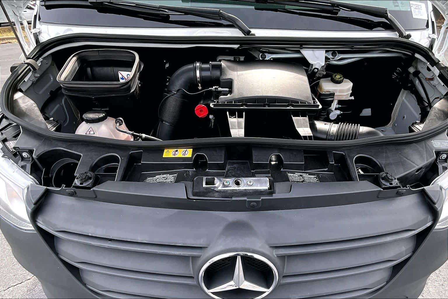 Used 2023 Mercedes-Benz Sprinter 2500 image 34