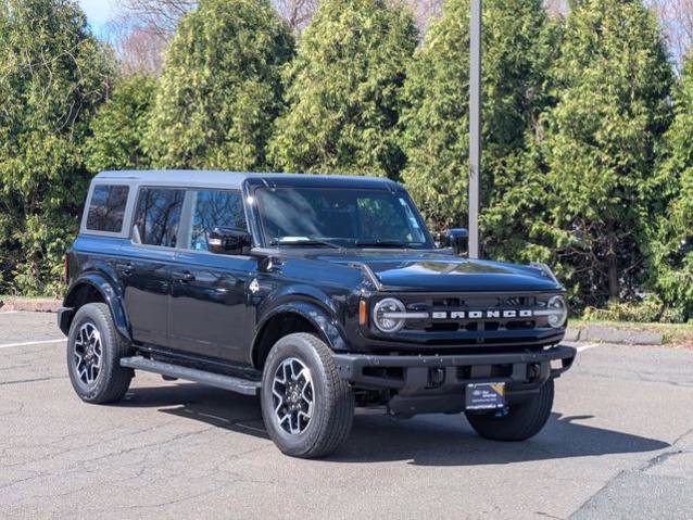 Certified 2024 Ford Bronco Outer Banks image 1