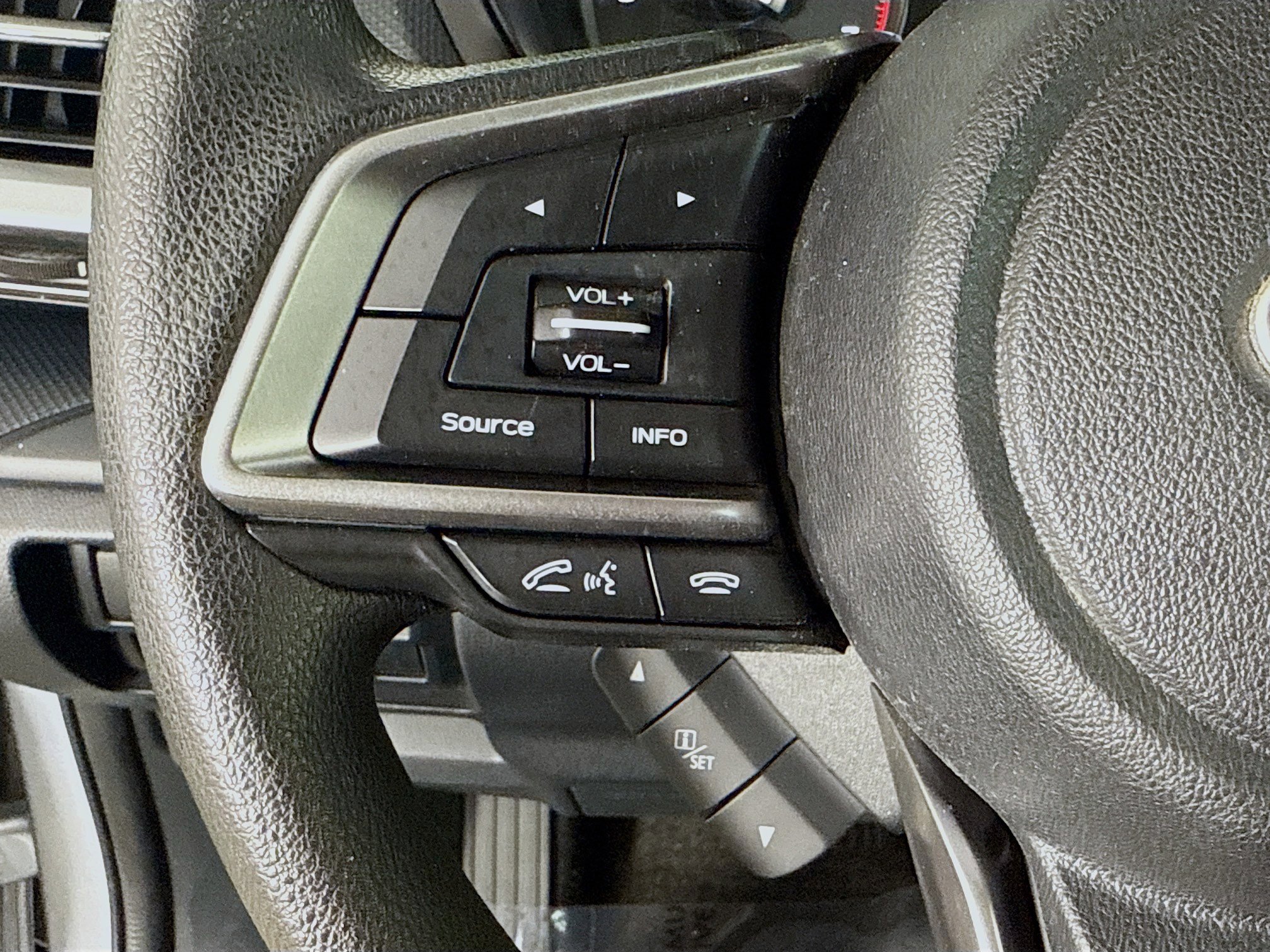 Used 2020 Subaru Forester AWD/4WD image 14