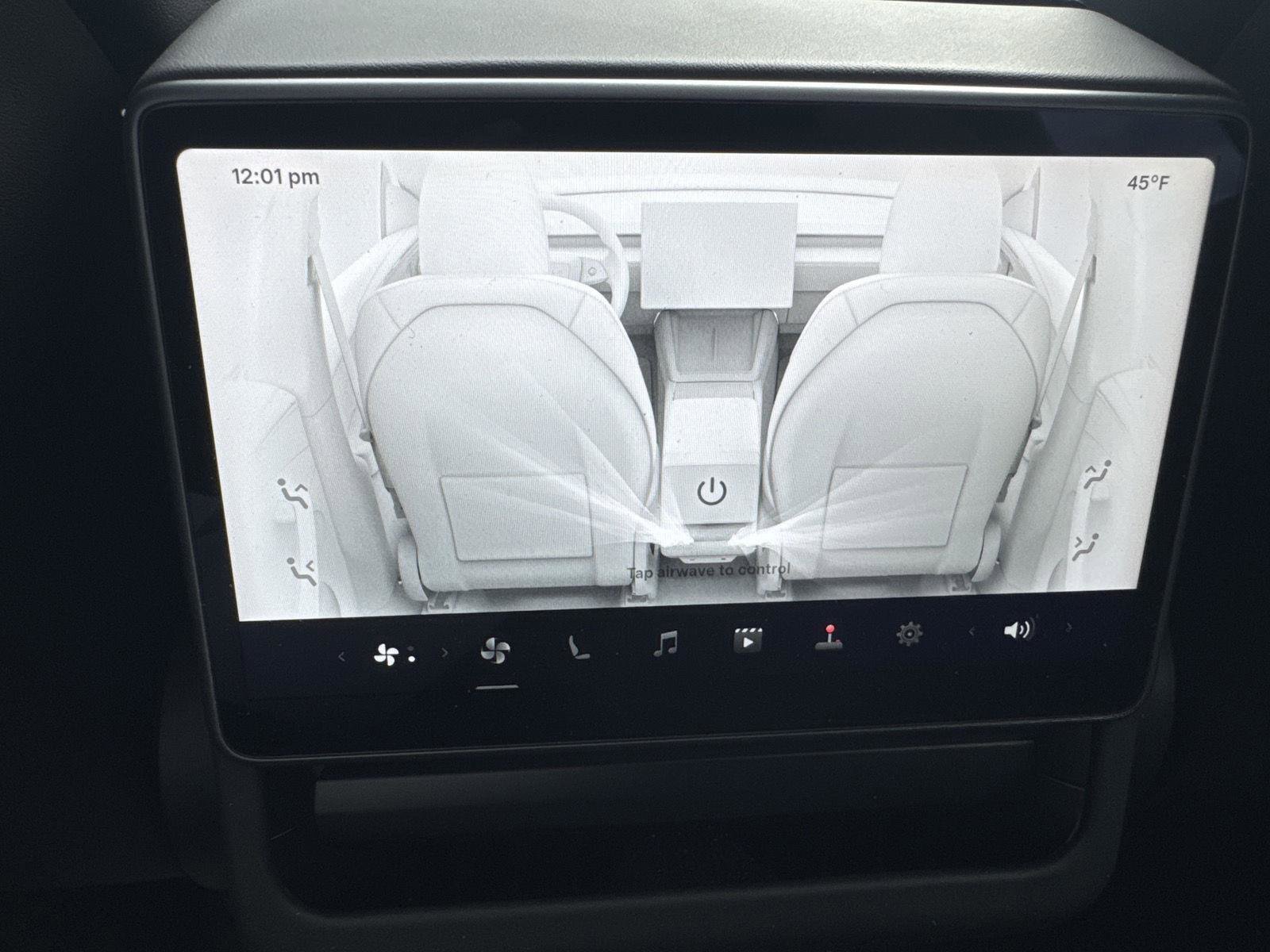 Used 2026 Tesla Model Y Long Range image 17