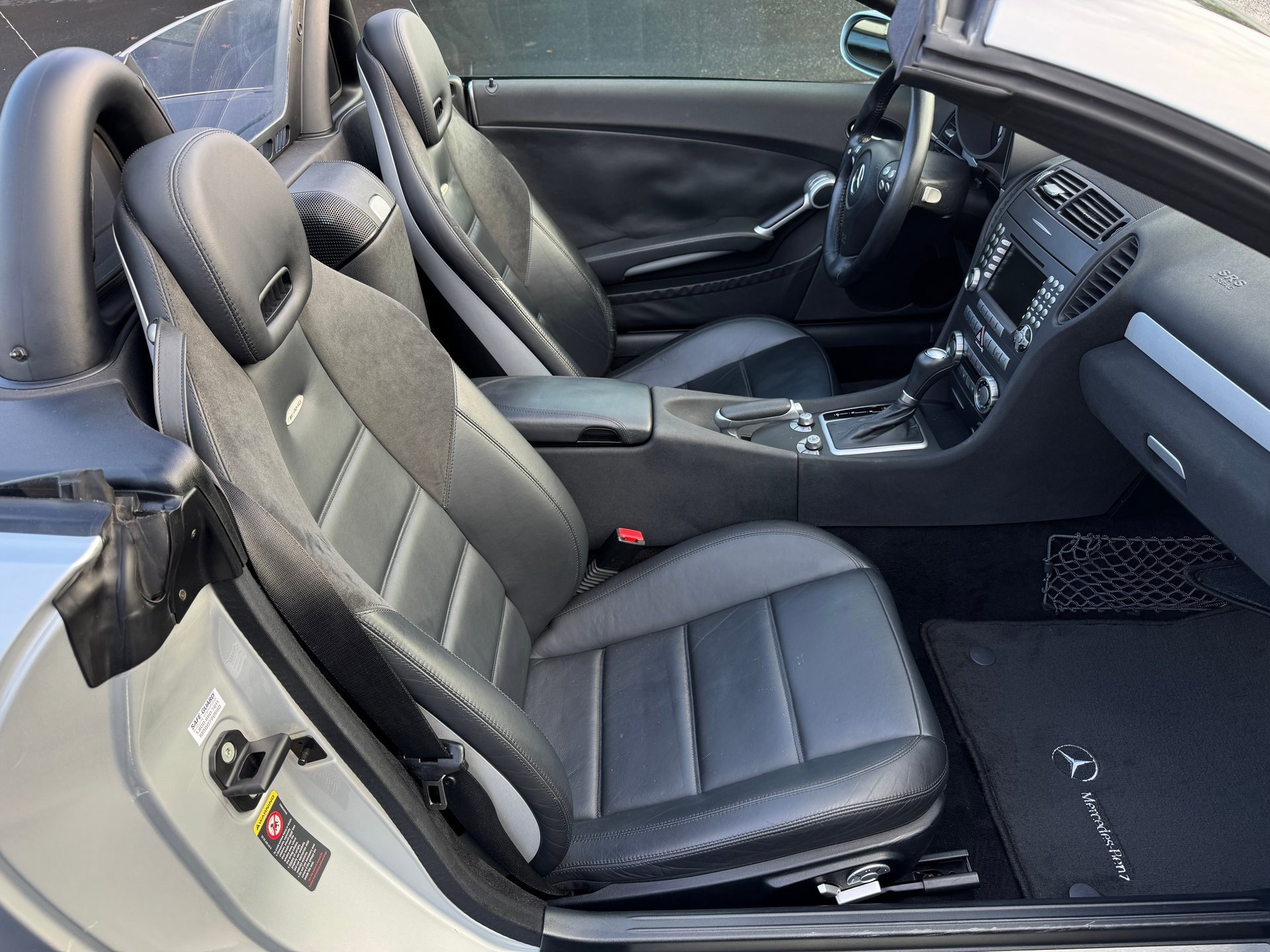 Used 2005 Mercedes-Benz SLK 55 AMG image 23