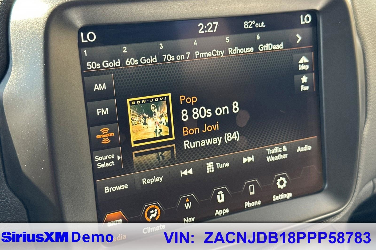 Used 2023 Jeep Renegade Latitude image 30