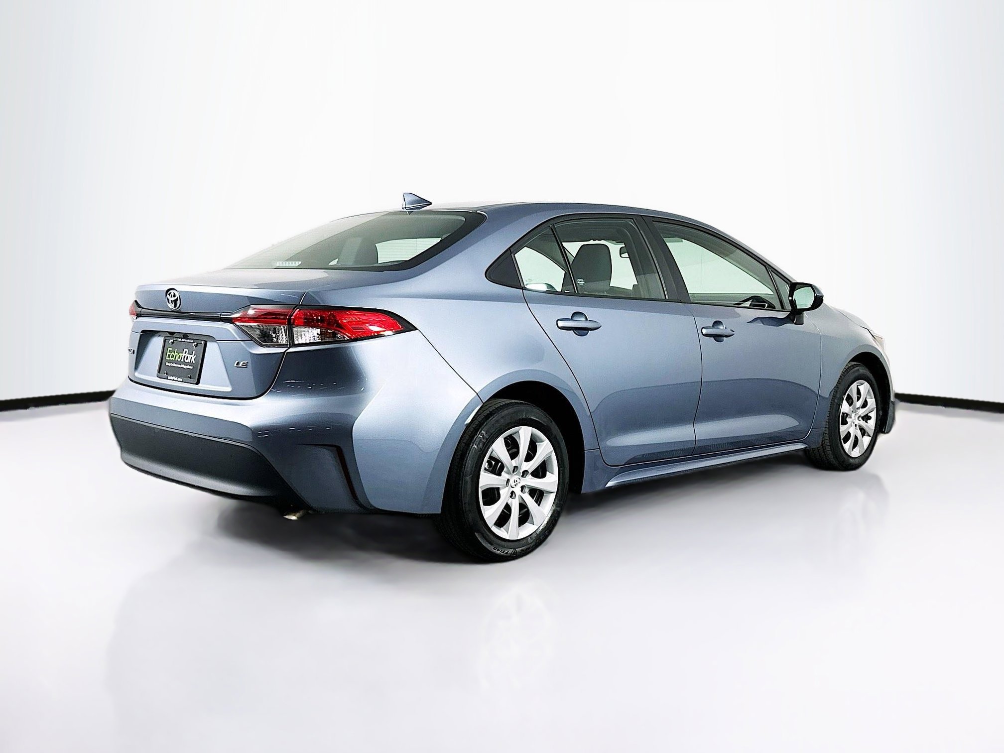 Used 2024 Toyota Corolla LE image 9