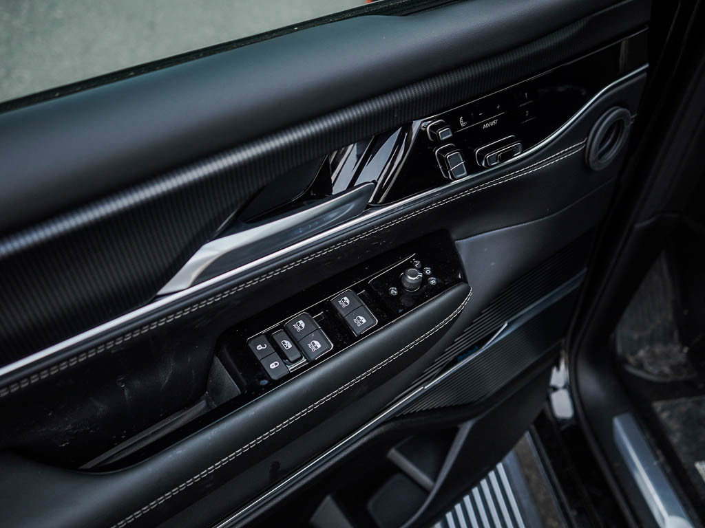 New 2026 Jeep Grand Wagoneer L Summit AWD/4WD image 22
