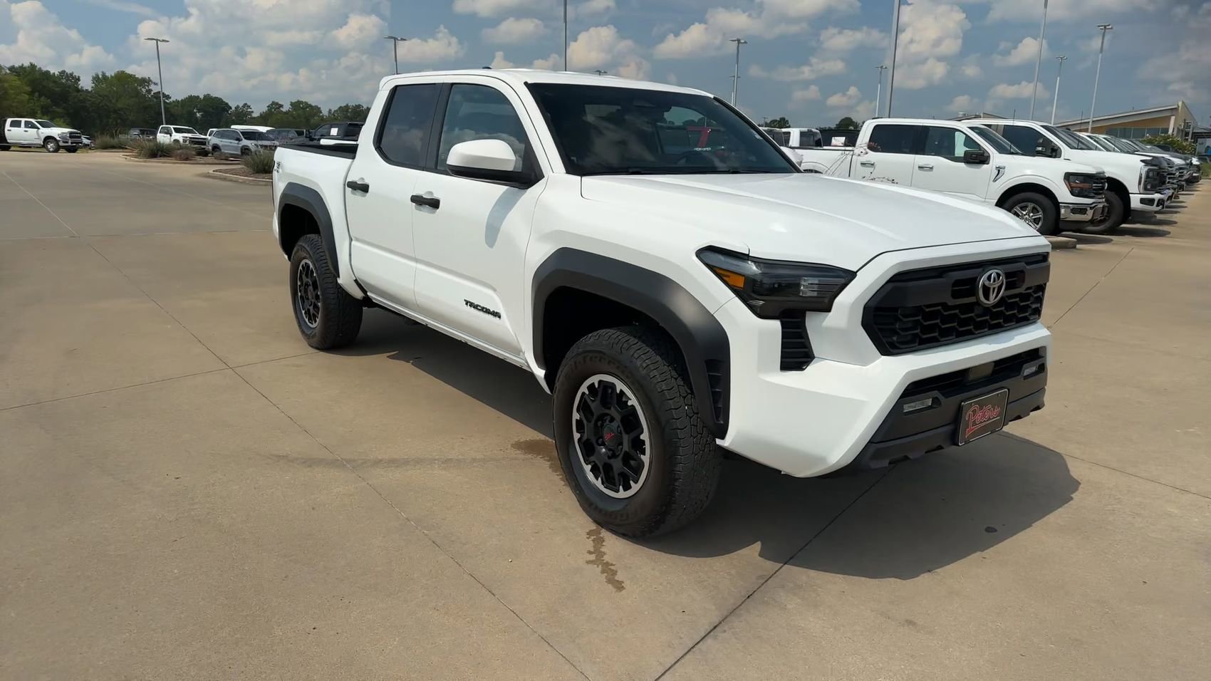 Used 2024 Toyota Tacoma TRD Off-Road AWD/4WD image 3
