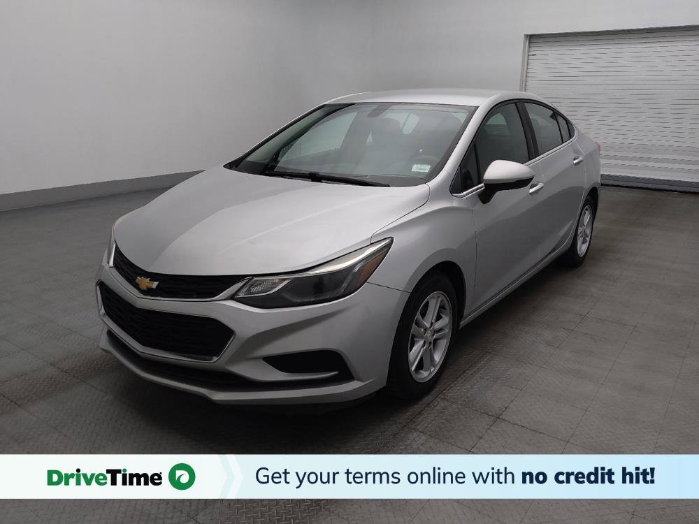 Used 2017 Chevrolet Cruze LT FWD image 1