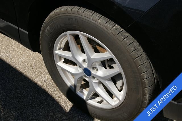 Used 2022 Ford Edge SEL w/ Convenience Package image 8