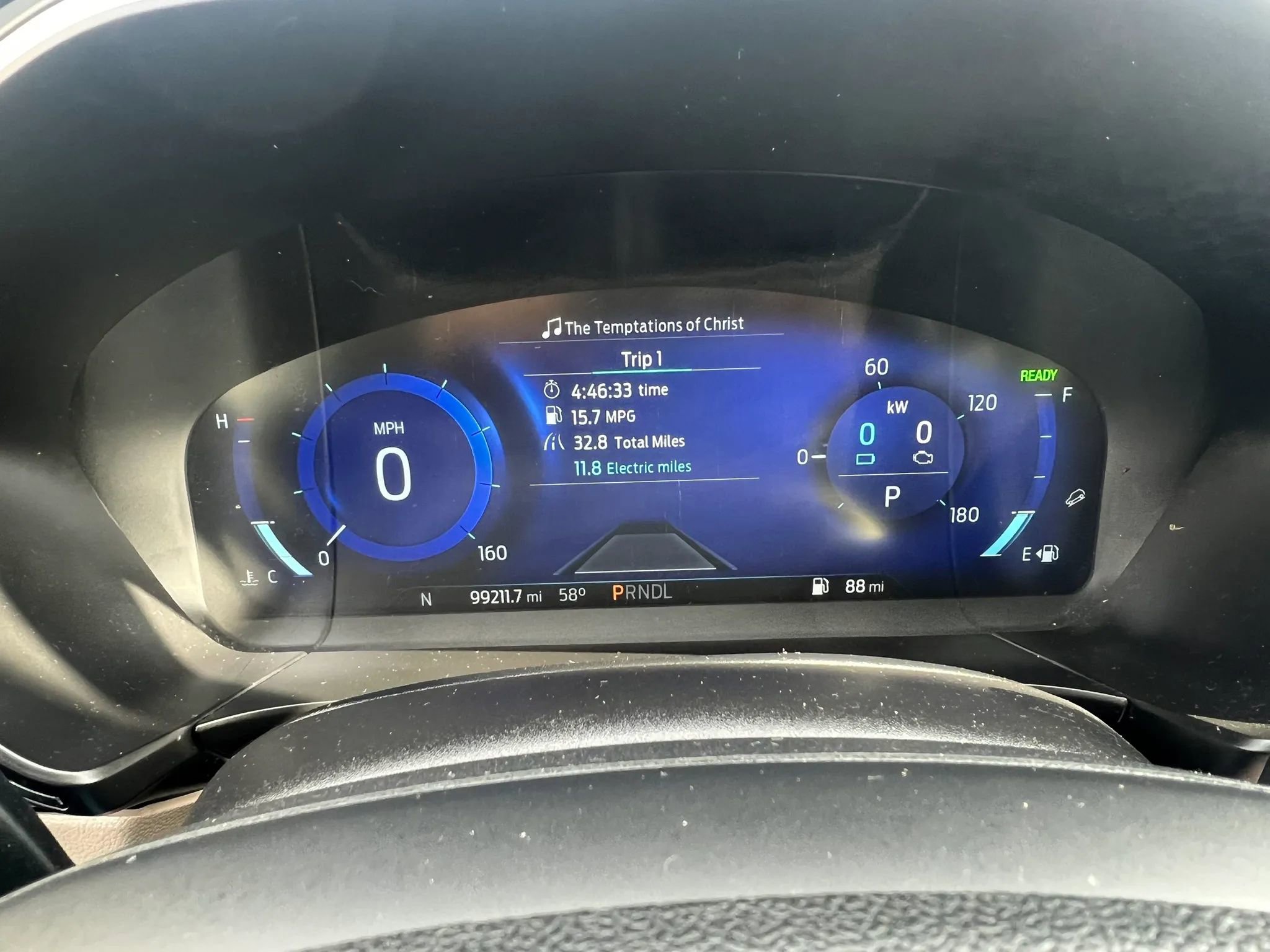 Used 2020 Ford Escape Titanium w/ Titanium Premium Package 2.0 image 11