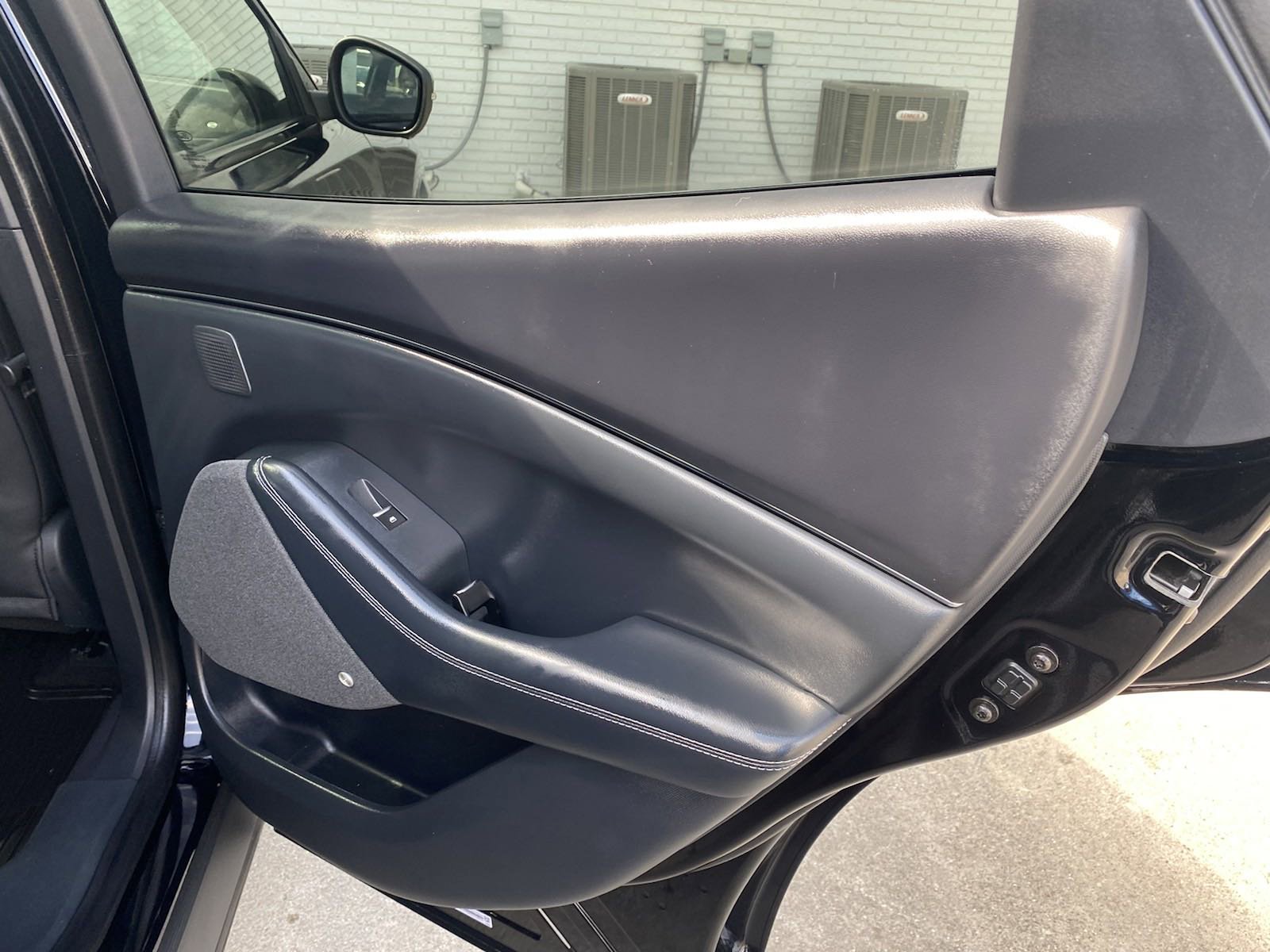 Used 2021 Ford Mustang Mach-E Premium image 12