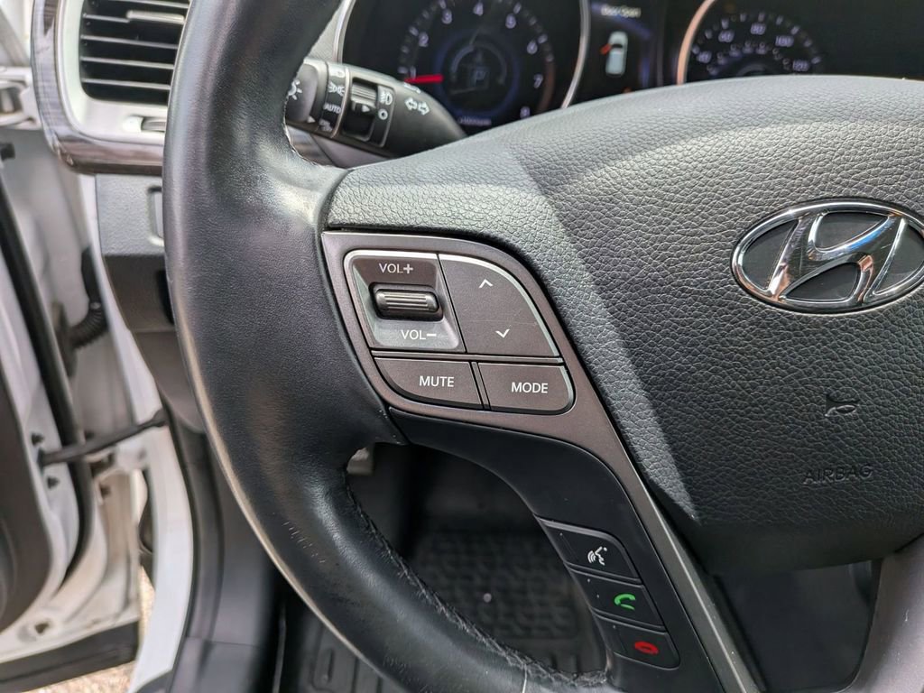 Used 2015 Hyundai Santa Fe Sport 2.0T w/ Option Group 05 AWD/4WD image 12