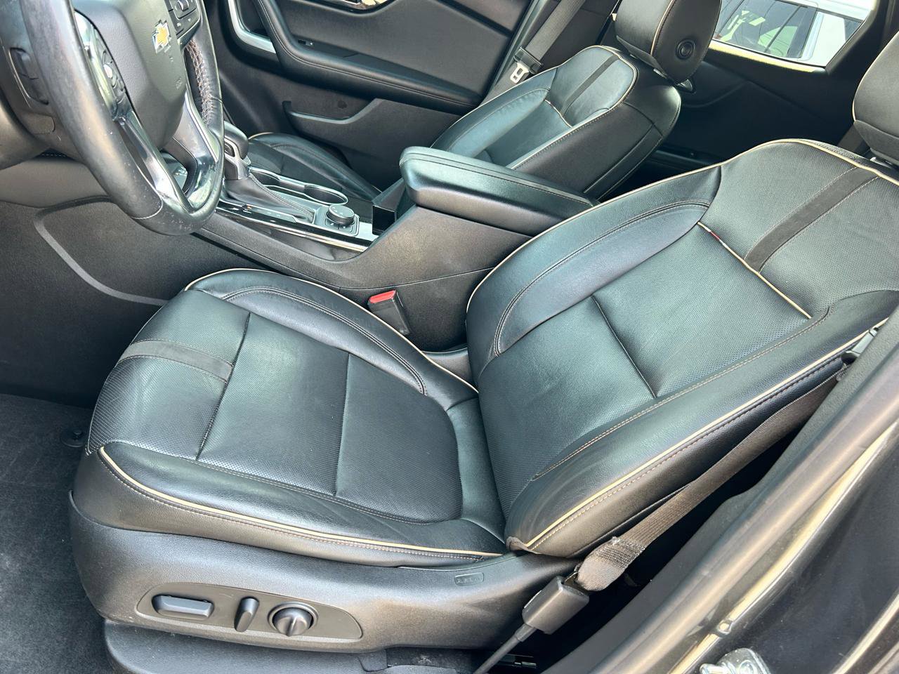 Used 2019 Chevrolet Blazer Premier w/ Sun and Wheels Package image 7