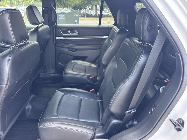 Used 2018 Ford Explorer Limited AWD/4WD image 19