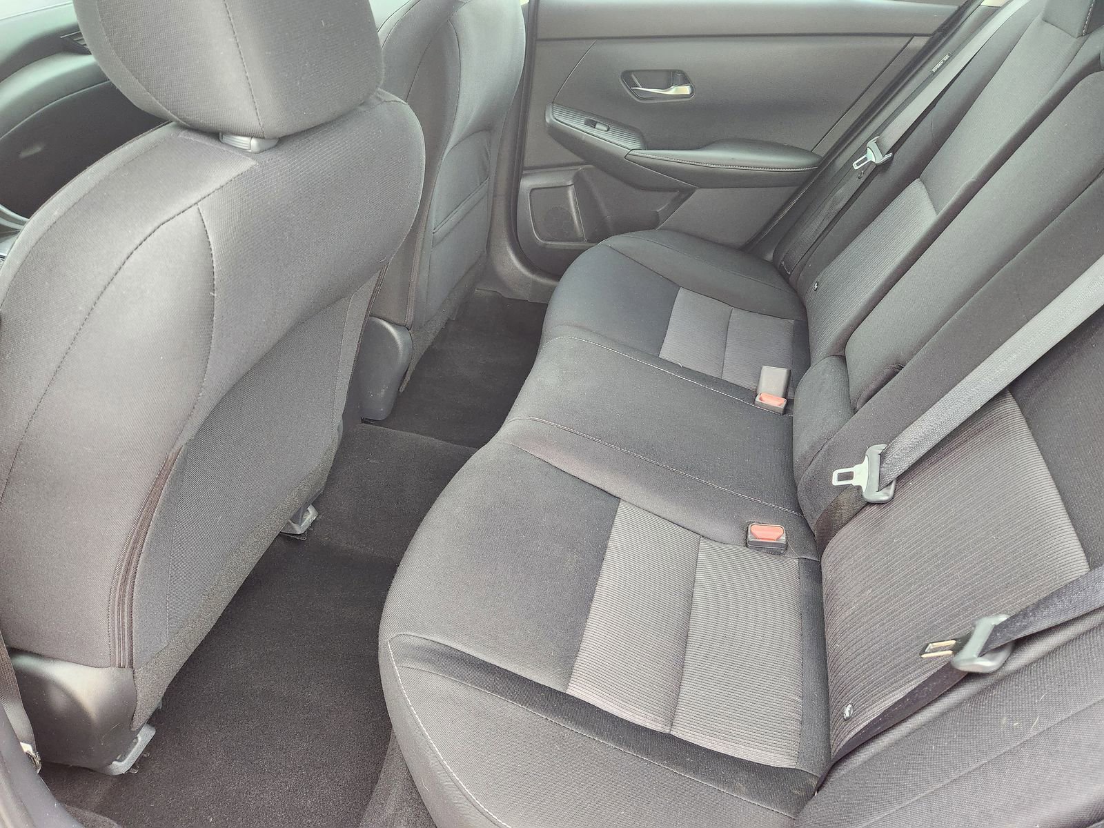 Used 2022 Nissan Sentra SV FWD image 33