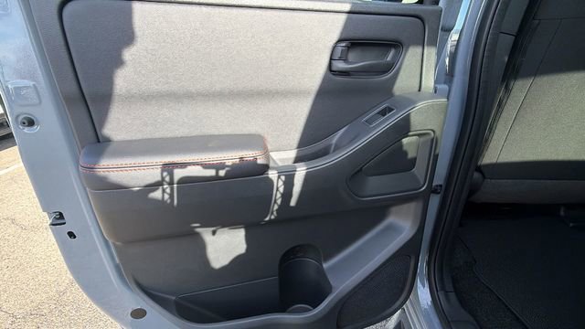 New 2026 Nissan Frontier PRO-4X w/ Pro-4x Convenience Package image 15